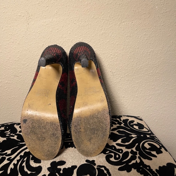 Black & Red Sequins Digi Skulls - Iron Fist Tempest Platform Stiletto Heels - Picture 10 of 11